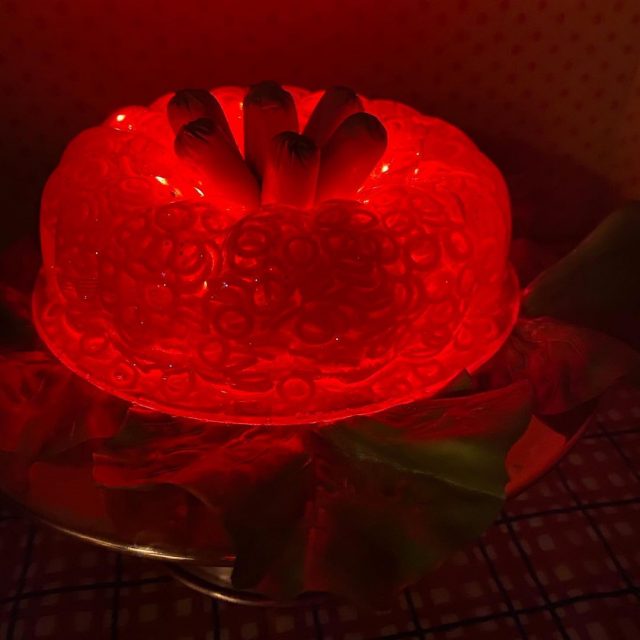 These Jell-O molds are actually LAMPS!!! - Pee-wee's blog