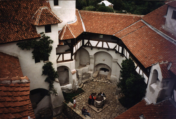 dracula’s castle 4