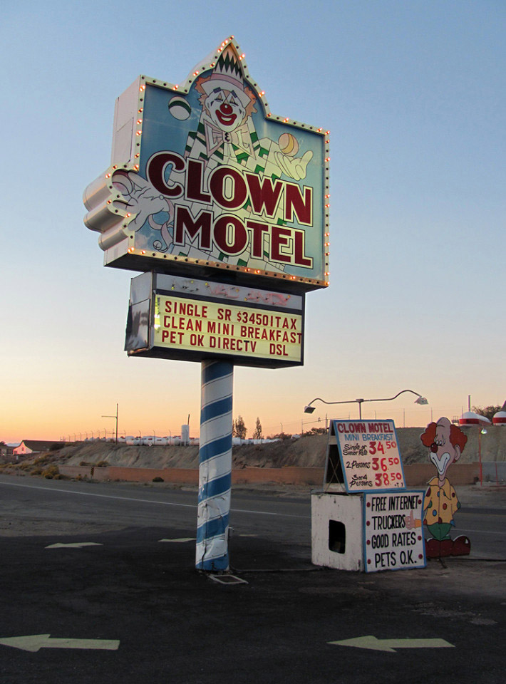 clown motel #7