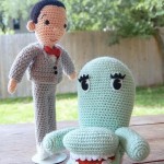 crochet pee wee and chairry