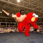 elmo-wrestling
