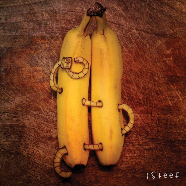 211-fruitdoodle-isteef-banana_book_worm