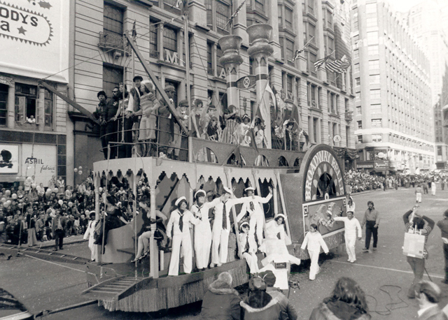 Broadway-Belle-Showboat-1950s