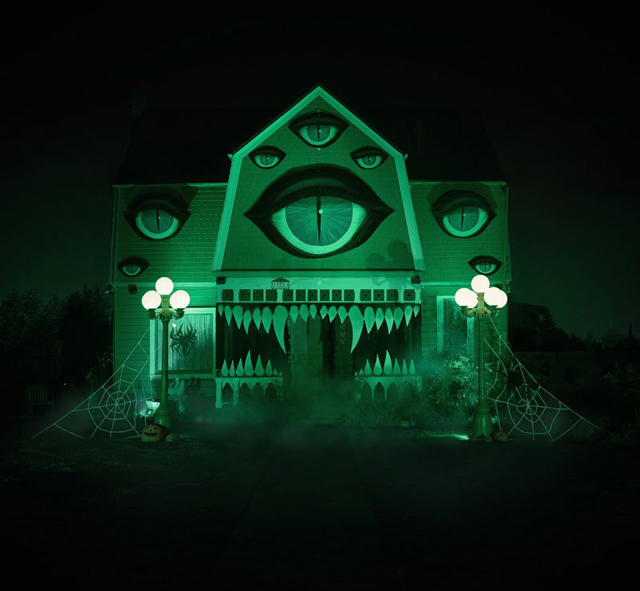 christine-mcconnell-haunted-house-at-night