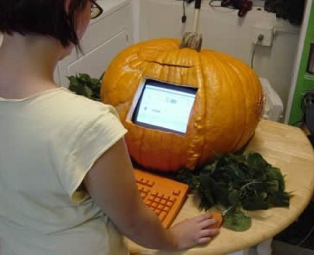 computer-halloween-funny-pumpkin-image-for-whatsapp