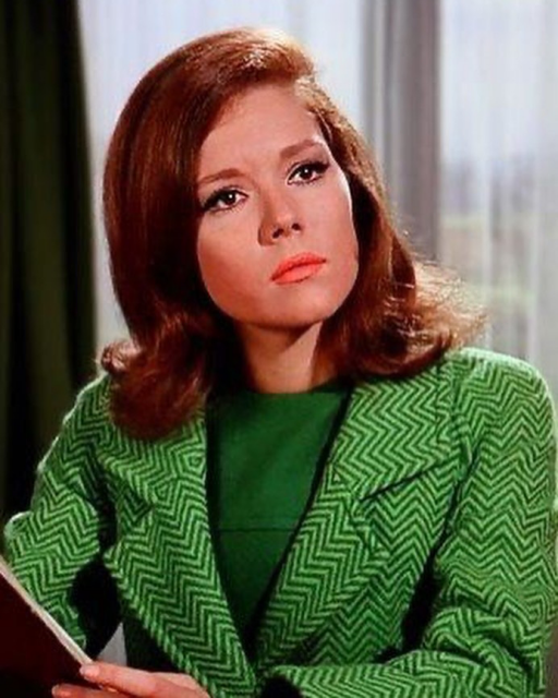 Diana-Rigg-1 - Pee-wee's blog