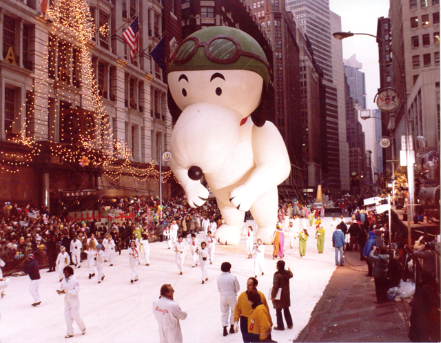 Flying-Ace-Snoopy-1968-–-1st-ever-Snoopy-Balloon-of-seven