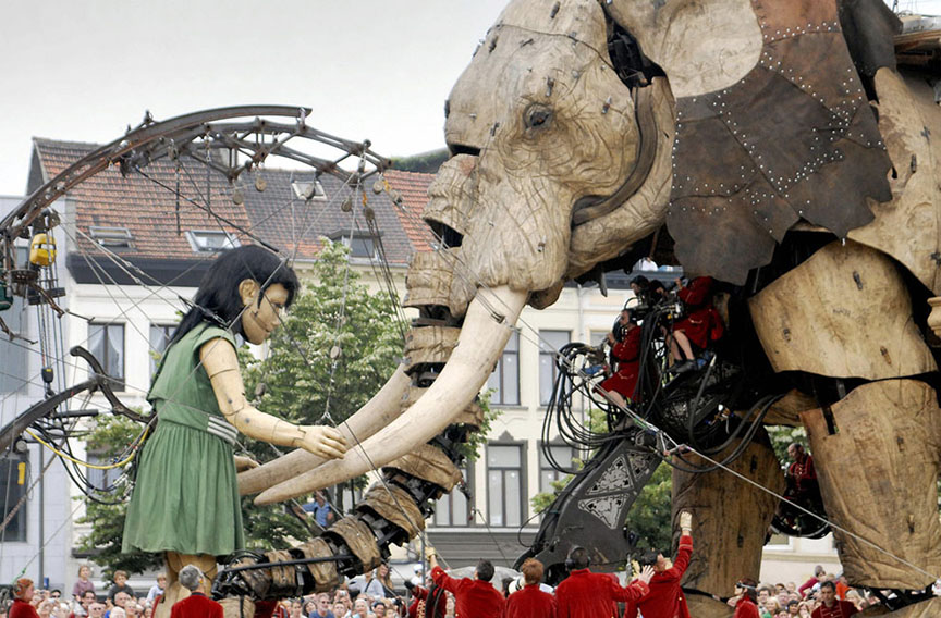 Giant Marionettes #2