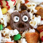 halloween-snack-mix-3