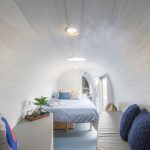Helicopter-glamping-room
