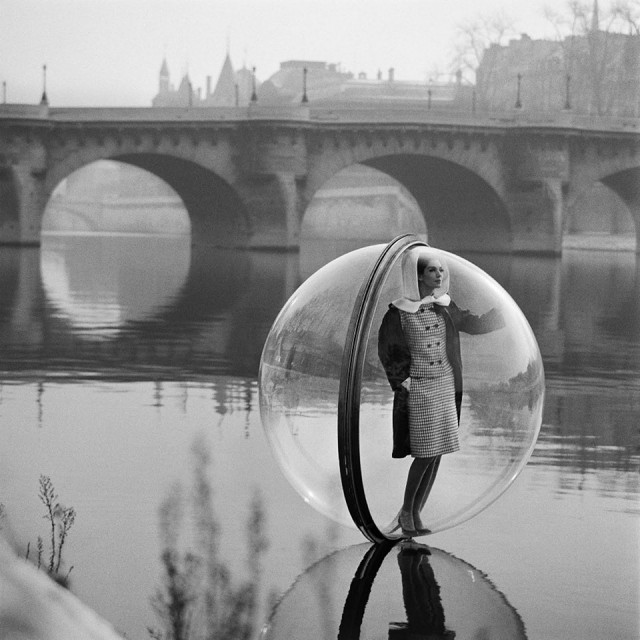 Melvin_Sokolsky-Bubble_Series-River-Seine_thumb