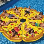 Pizza-pie-pool-floats