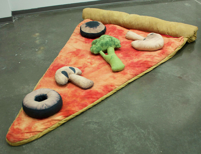 Pizza-sleeping-bag