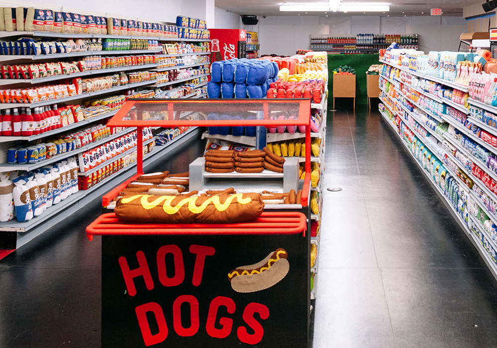 This Tampa grocery store is entirely made of felt 