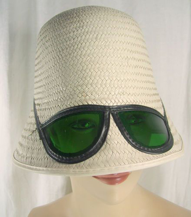 Sun-bucket-hat-with-sunglasses-vintage