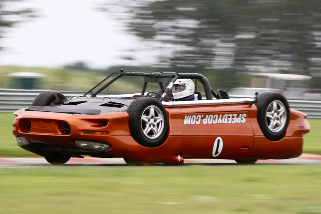 LOOK! An Upside-Down Camaro Race Car!! - Pee-wee's blog