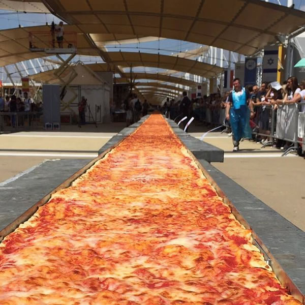 Worlds longest pizza italy