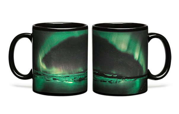 aurora-borealis-heat-changing-coffee-mug-3