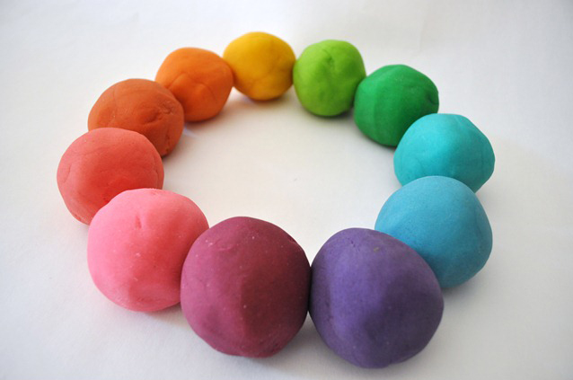 circle of play-doh colors