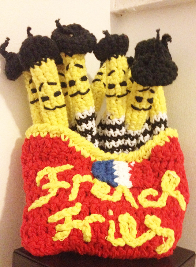 crocheted-french-fry-guys