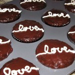 faux-stess-chocolate-cupcakes