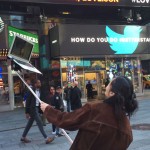 macbook-selfie-stick-moises-john-yuyi-tom-galle-34