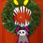 man-eating-wreath-etsy