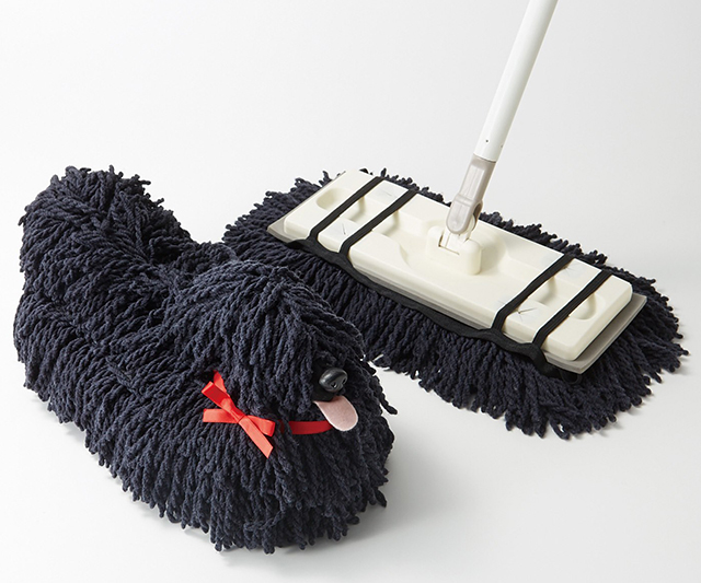 mop dog black 2