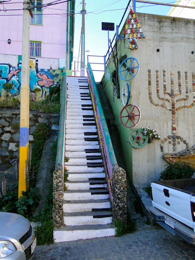 piano-stairs