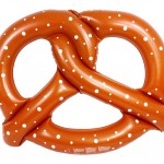 pretzel-pool-float