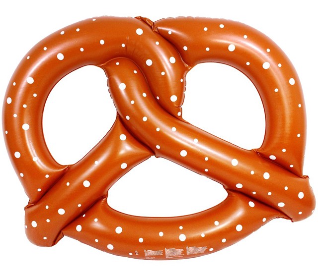 pretzel pool float