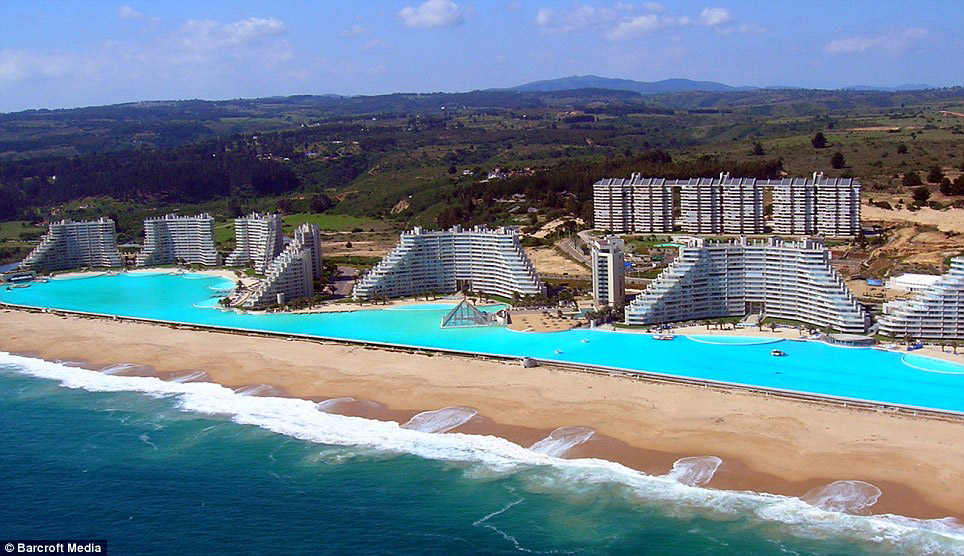 worlds largest pool #17